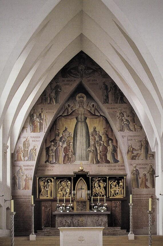 Altarraum Maria Schutz Schutzmantel-Madonna Maria Schutz